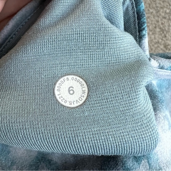 Lululemon Align High Rise Kaleidofloral Multicolor 25” Leggings, Size 6 - Picture 8 of 8